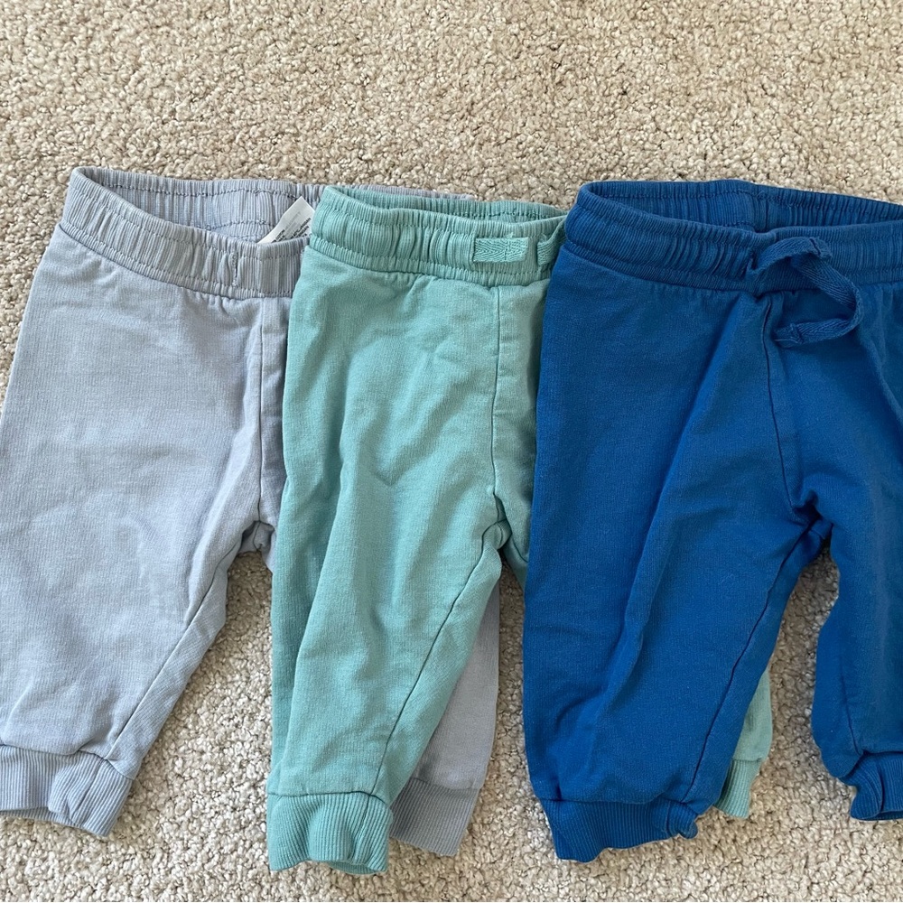 3 H&M Sweatpants 3-6M